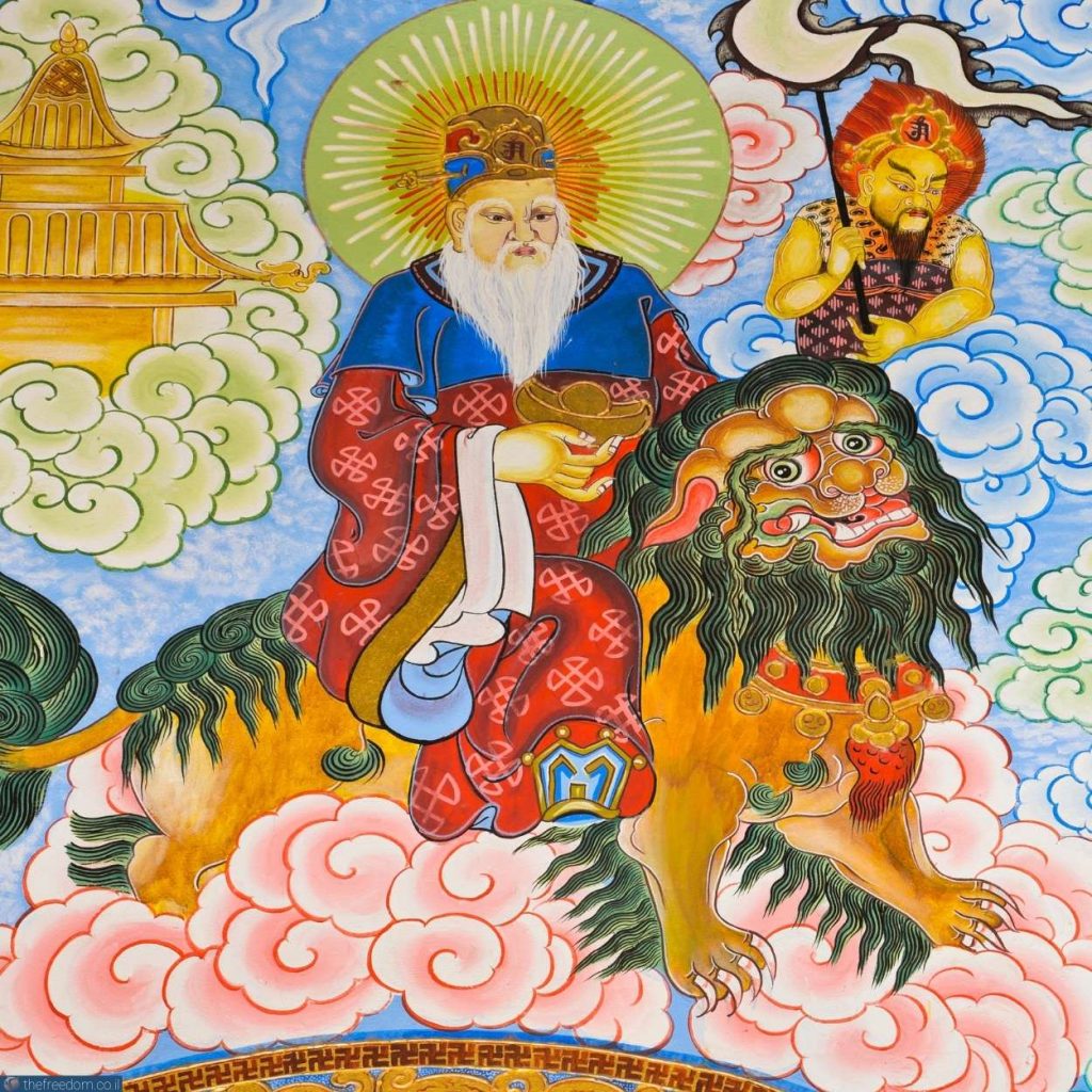 מי זה אלוהים